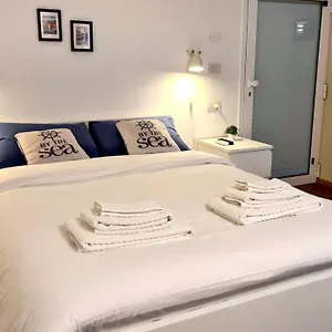 petite-suite.sicilyhotelsitaly.net/